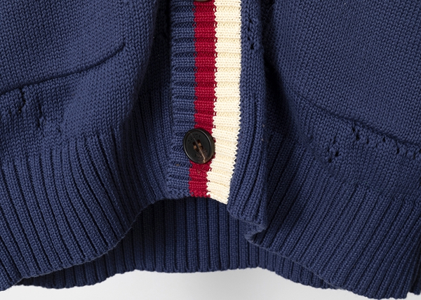 ブランドセーター全体デザイン